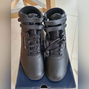 Reebok F/S HI shoes s8.5